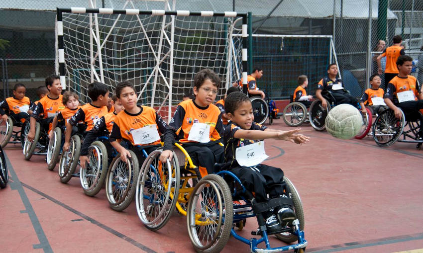 Princípio da inclusão resultou em amplo crescimento nas matrículas de educação especial em classes comuns. | Foto: Associação Desportiva para Deficientes Físicos