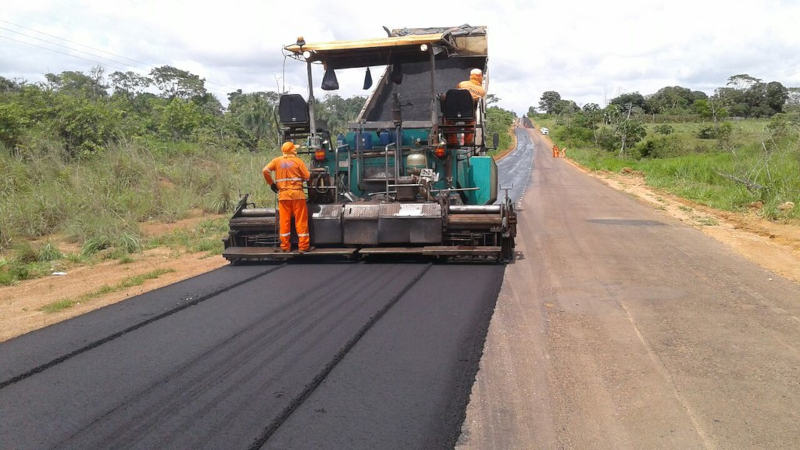 Até 2016, foram 11.912 km de rodovias concluídos e 6.409 km em obras do PAC. | Foto: Divulgação/PAC